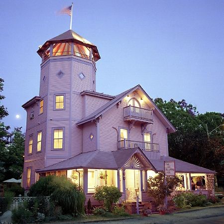 The Oak Bluffs Inn Exterior photo