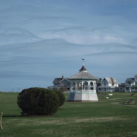 The Oak Bluffs Inn Exterior photo